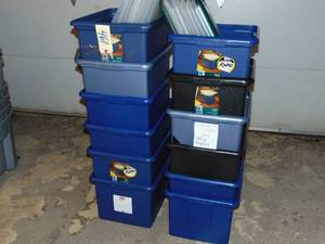lot 461 image: 12 storage tubs with lids bankers box size