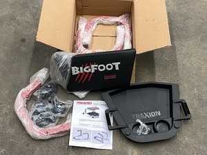 Traxxon BigFoot Rolling Shop Stool