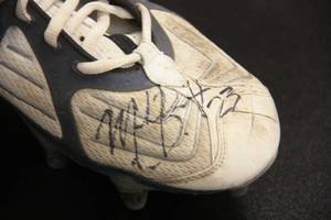 Minnesota Vikings Game Used Michael Bennett Shoe Auto
