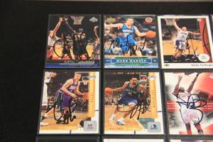 Misc Basketball In Person Autograph Lot  17 Cards