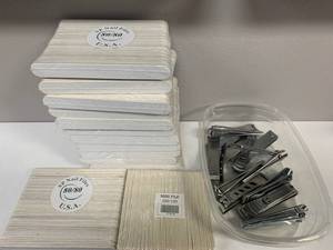 lot 139 image: Large Lot of Nail Files & Clippers