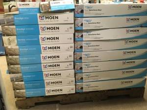 PALLET WITH MOEN FAUCETS FOR PARTS SEE PICS