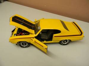 lot 17 image: ERTL AMERICAN MUSCLE 1970 BUICK GSX 118 SCALE DIE CAST - AWESOME PIECE - AMERICANA - SEE PICTURES