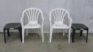 Patio Chairs & Tables