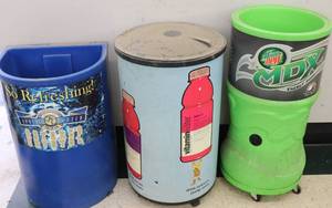 lot 69 image: Plastic Display Coolers