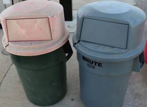 lot 75 image: 2 Large Garbage Cans