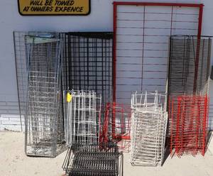 lot 79 image: Misc DisplayGondola Shelving