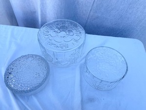 lot 21 image: Set 3 Scandinavian Iittala Glass Bowls - Ultima Thule & Flora