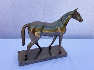 lot 42 image: Bronze Horse Statue Mantle Piece