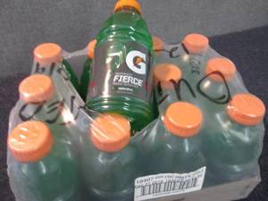 Case of 12- 32 fl oz Gatorade Green...