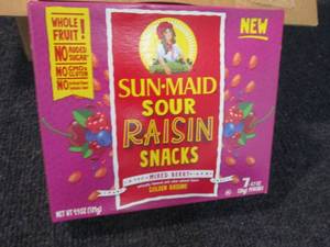 8- 4.9 oz Boxes Sun Maid Sour Raisi...