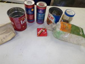 lot 21 image: Shotgun Reloading supplies