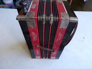lot 102 image: Vintage M. Hohner Accordion