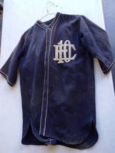 lot 108 image: Vintage Tenney Hotel Uniform