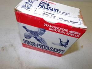 lot 143 image: Winchester 12 Gauge 4 Shot Shotshells