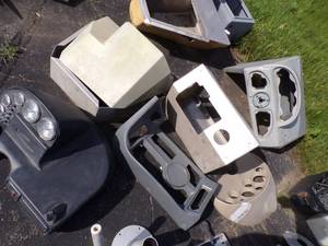 lot 54 image: Boat Helms