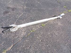 lot 66 image: Transom Brace