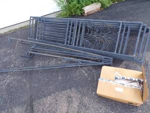 lot 156 image: 10 x 10 Gazebo with cover