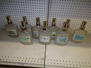 lot 172 image: Bourbon Collectable Duck Stamp Bottles