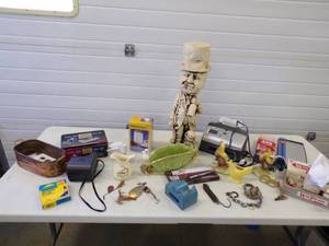 lot 215 image: Large Assorted Lot