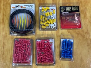 lot 99 image: Box Lot Of Assorted Low-Voltage Wire Connectors