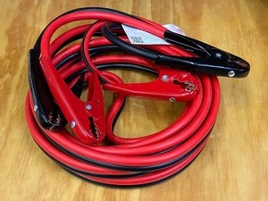 lot 109 image: New 20ft 2-Gauge Booster Cables