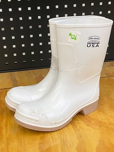 lot 126 image: Pair Of New Boss Size-9 Rubber Boots