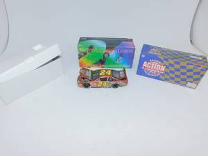 lot 35 image: Collectible Jeff Gordon Racing Action Platinum Series