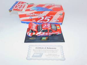 lot 36 image: Collectible Budweiser 25 Special American Tribute 96 Monte Carlo