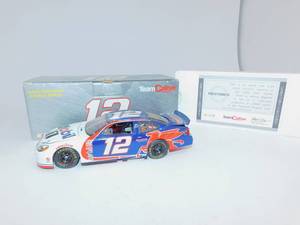 lot 60 image: Collectible Jeremy Mayfield Mobil 1 Ford Taurus Diecast Replica