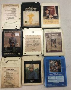 lot 122 image: 8 Track Cassettes Tapes
