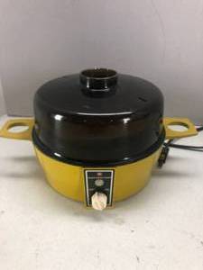 lot 125 image: Toastmaster, Egg Cooker. Positions for 4 eggs