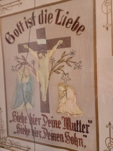 lot 8 image: Antique Framed Embroidered Picture
