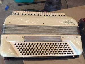 lot 130 image: Video Accordion in Original Case