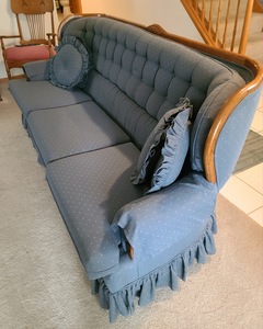 lot 40 image: Vintage Country Blue Sofa