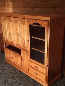 lot 165 image: Entertainment Center With Fold Out Doors