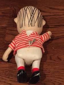 lot 220 image: 1966 Linus Pocket Doll