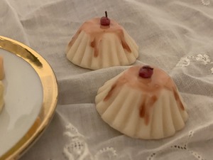 lot 173 image: American Girl Doll Accessories