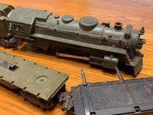 lot 139 image: Partial Vintage Train Set