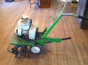 lot 3 image: Gambles 5HP Rototiller