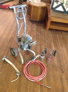lot 11 image: Wagner Contractor Series Paint Sprayer