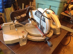 lot 17 image: Pro-Tec Contractor Series 12 Compound Miter Saw