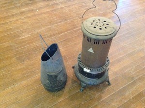 lot 33 image: Heater & Charcoal Bucket