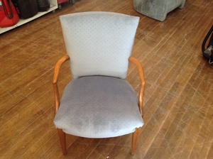 lot 59 image: Chair