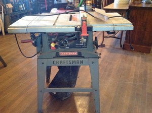lot 5 image: Craftsman 10 Table Saw