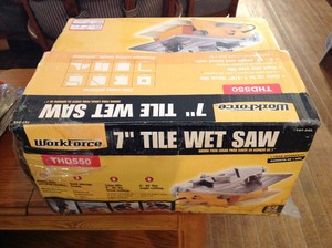 lot 77 image: 7 Tile Wet Saw