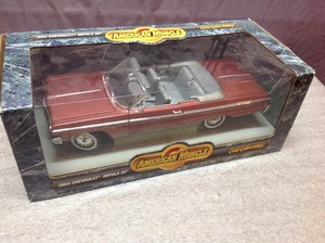 lot 105 image: 1964 Chevrolet Impala SS Die Cast