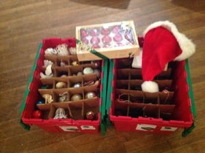 lot 116 image: Christmas Items in Totes