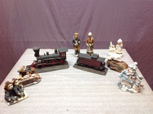 lot 120 image: Home Decor Lot