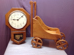 lot 122 image: Clock & Wagon